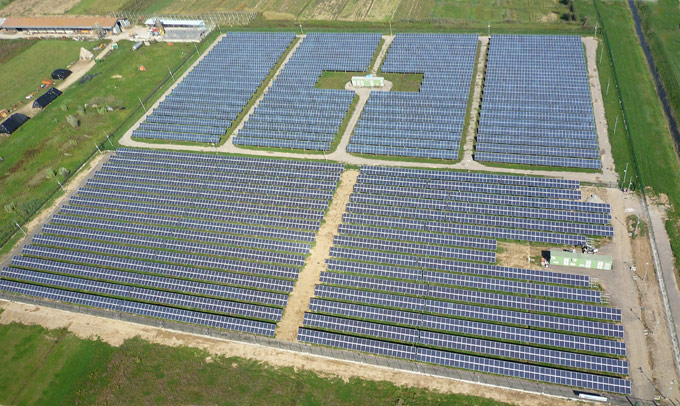foto aerea dell'impianto fotovoltaico realizzata da Giacomo Bonciolini